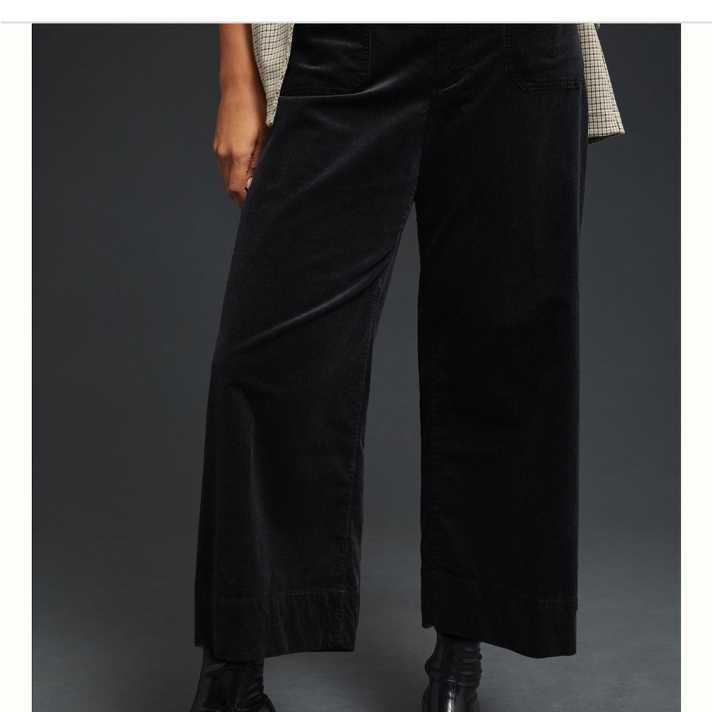 Anthropologie THE COLETTE CROPPED WIDE-LEG CORDUROY PANTS in black. Size 34. - Picture 3 of 5